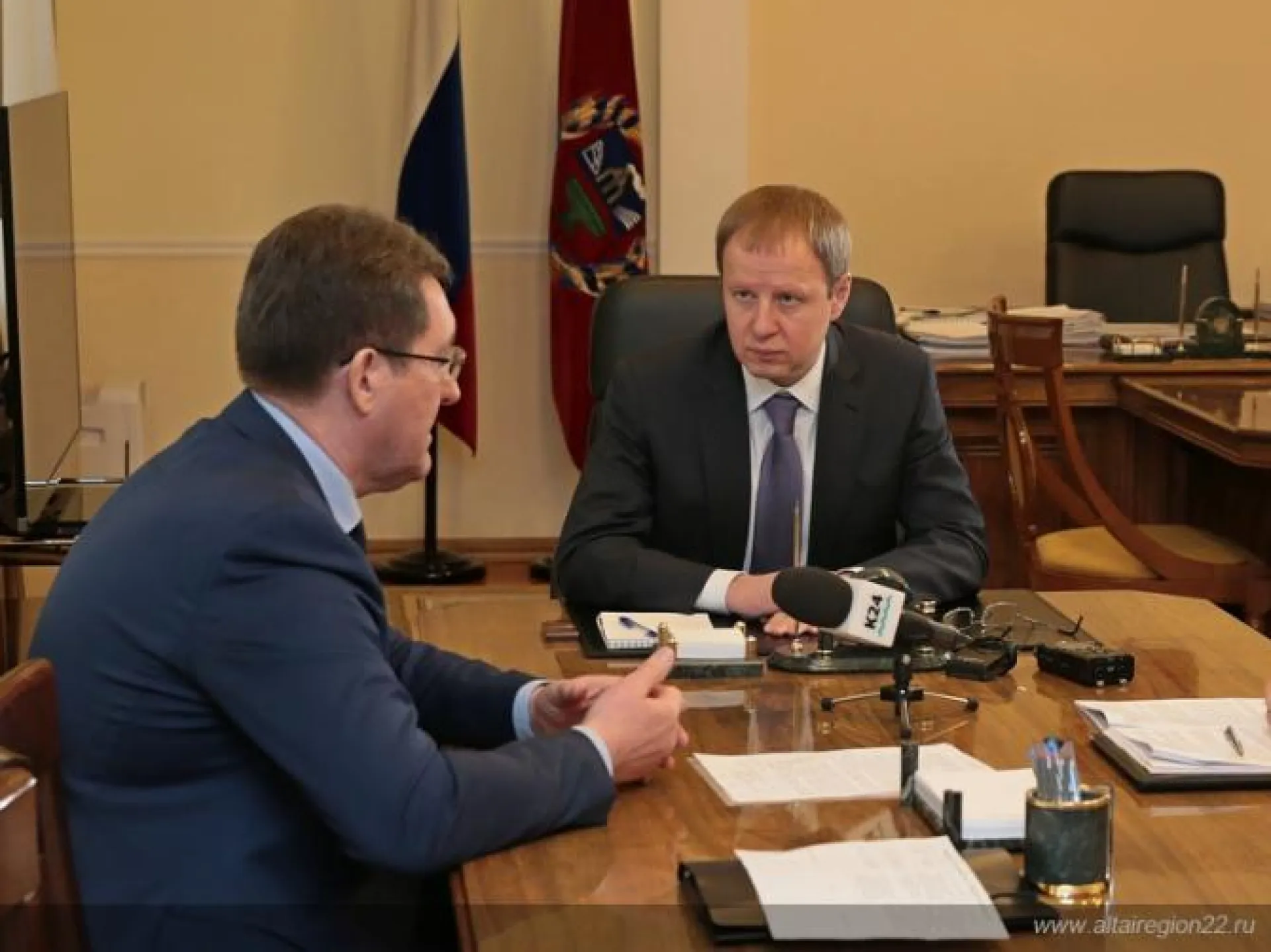 Виктор Томенко поручил по-новому организовать ремонт изношенных тепловых и водопроводных сетей Виктор Томенко поручил по-новому организовать ремонт изношенных тепловых и водопроводных сетей
