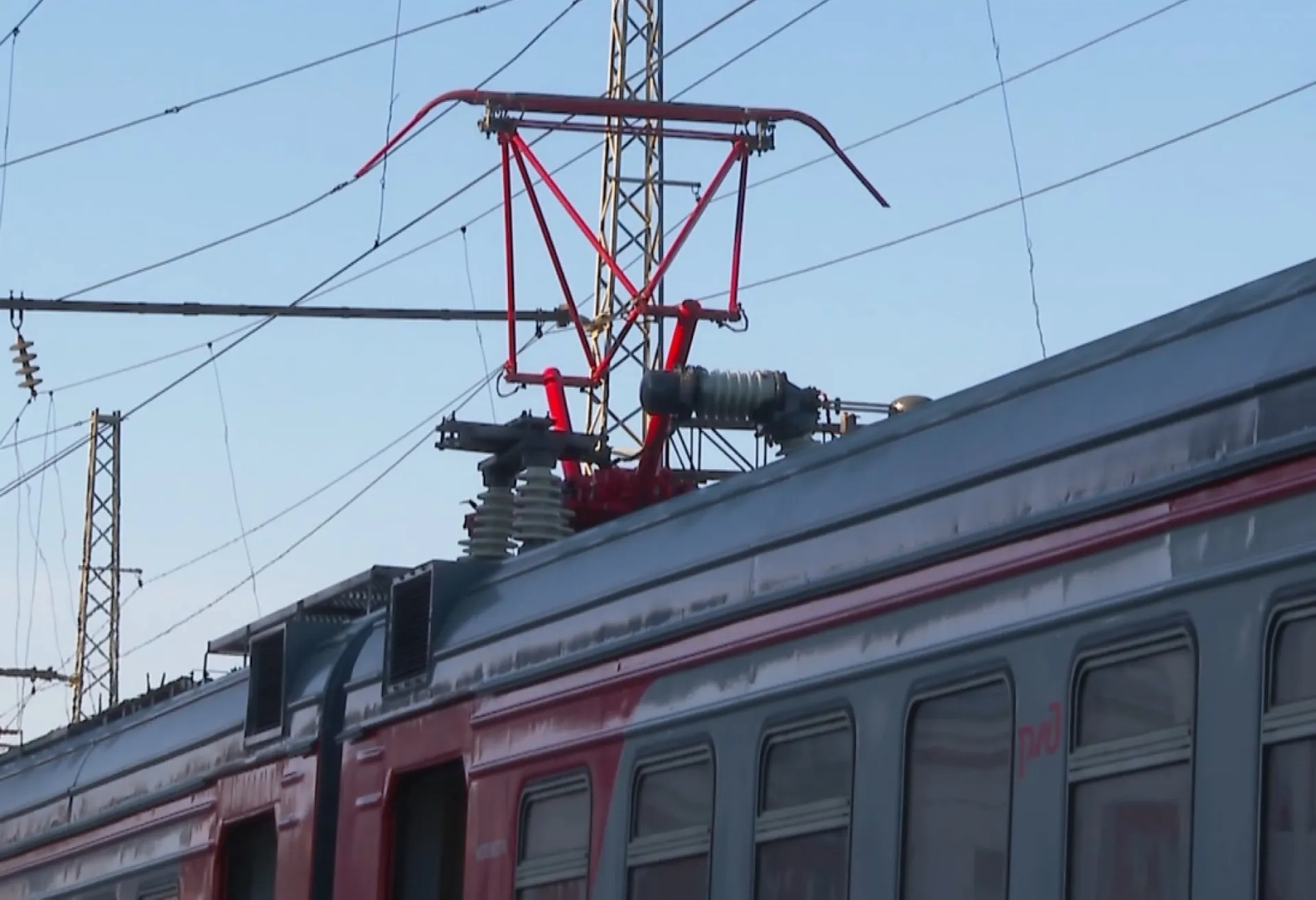 Расписание алтайских пригородных поездов изменится в праздничные дни Расписание алтайских пригородных поездов изменится в праздничные дни