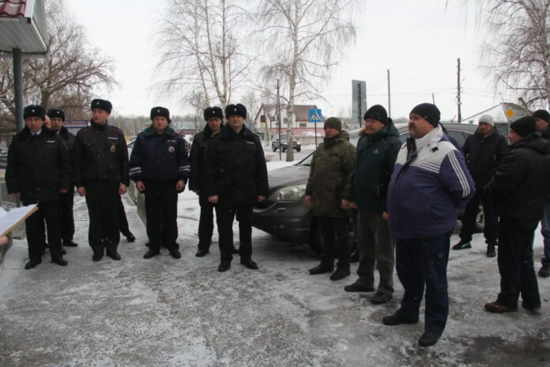 Память полицейского, героически погибшего на службе, почтили в Смоленском районе Память полицейского, героически погибшего на службе, почтили в Смоленском районе