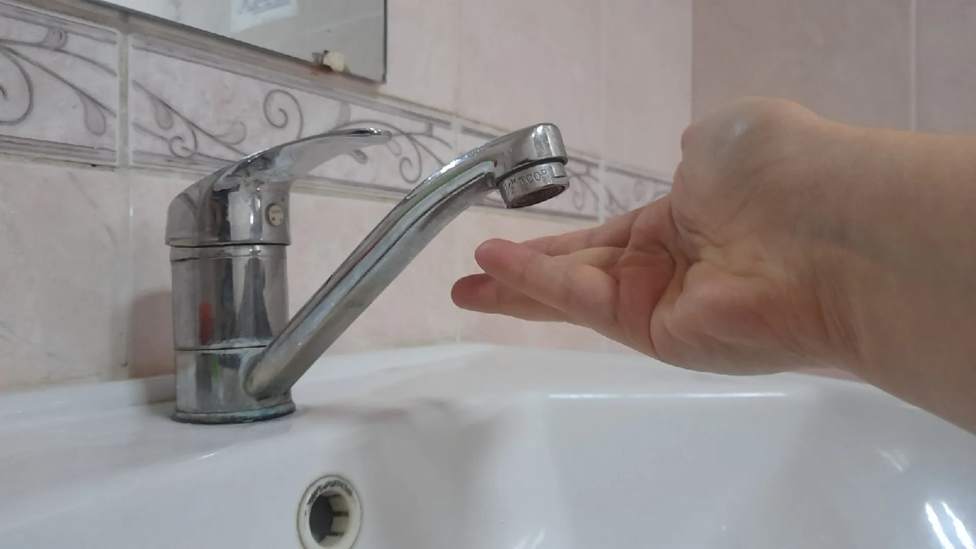 Без воды остались десятки домов Барнаула Без воды остались десятки домов Барнаула