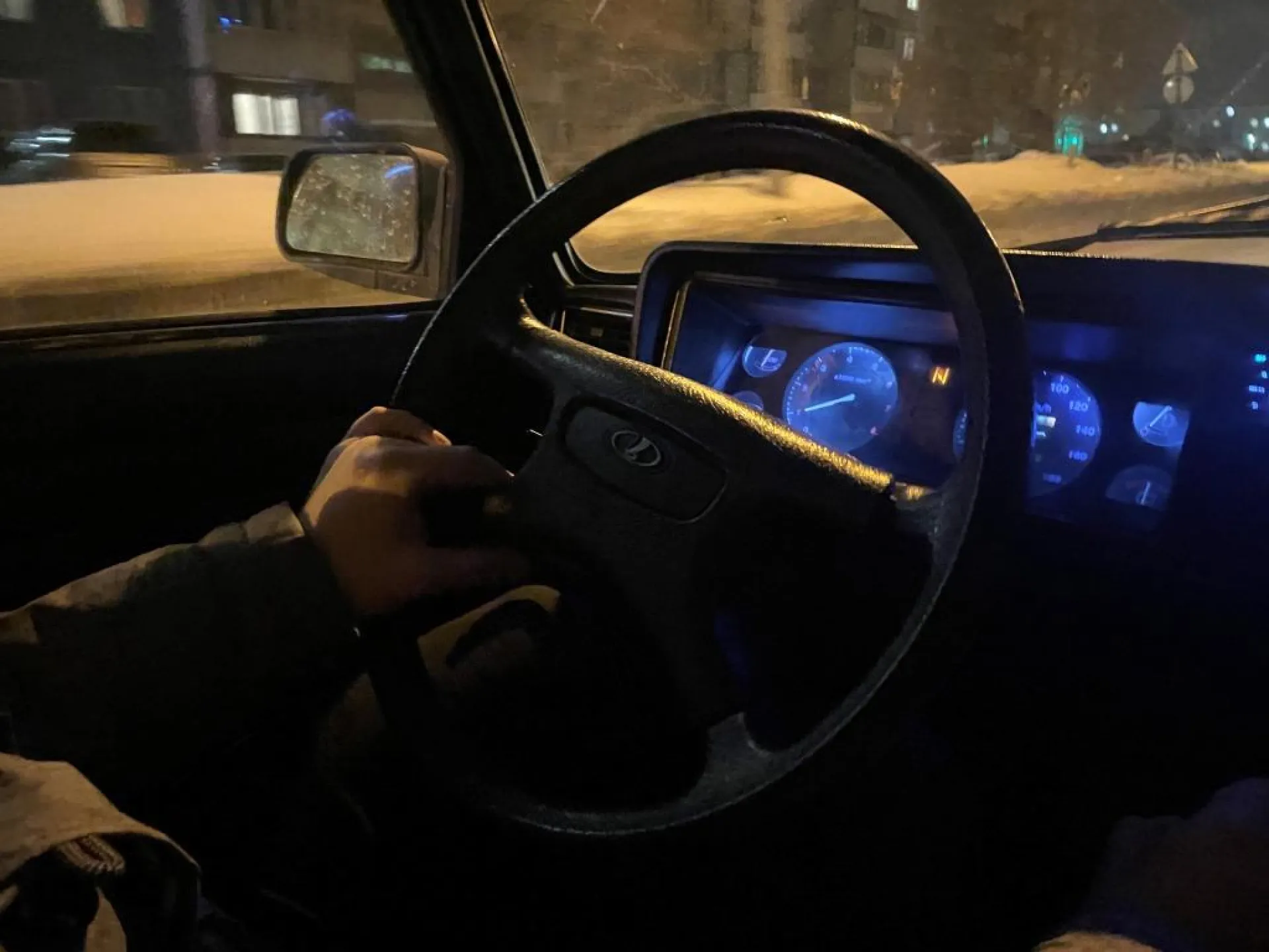 19-летний студент решил покататься на чужой машине в Славгороде 19-летний студент решил покататься на чужой машине в Славгороде