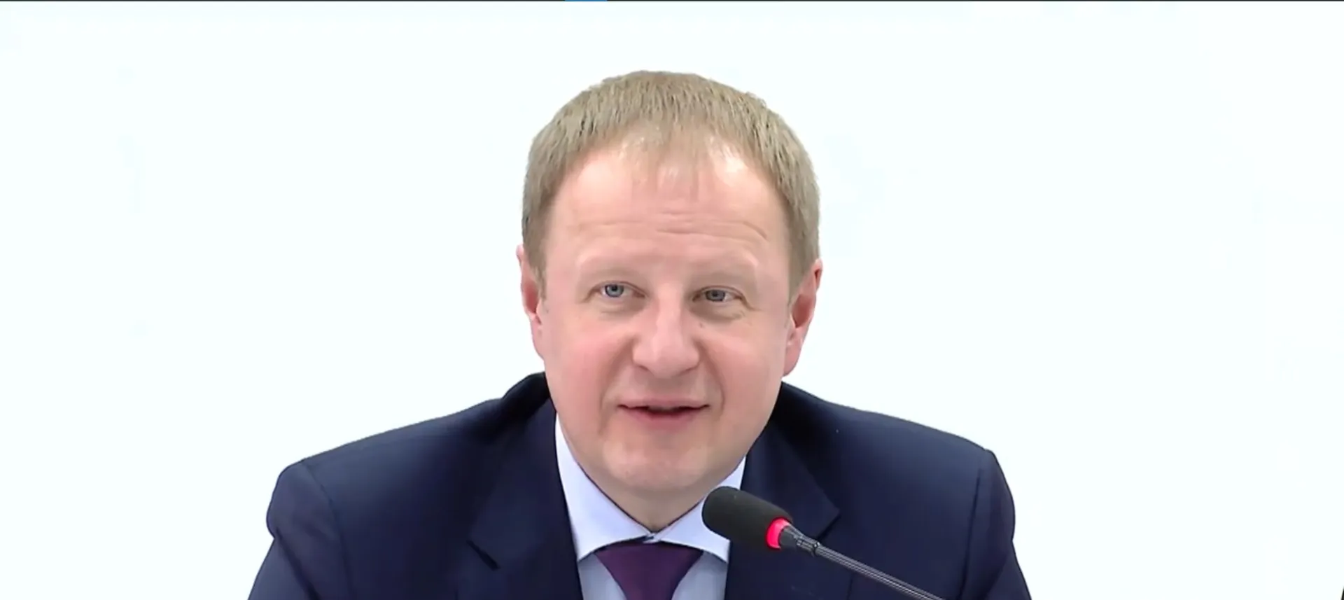 Виктор Томенко посетил с рабочим визитом Немецкий район Виктор Томенко посетил с рабочим визитом Немецкий район