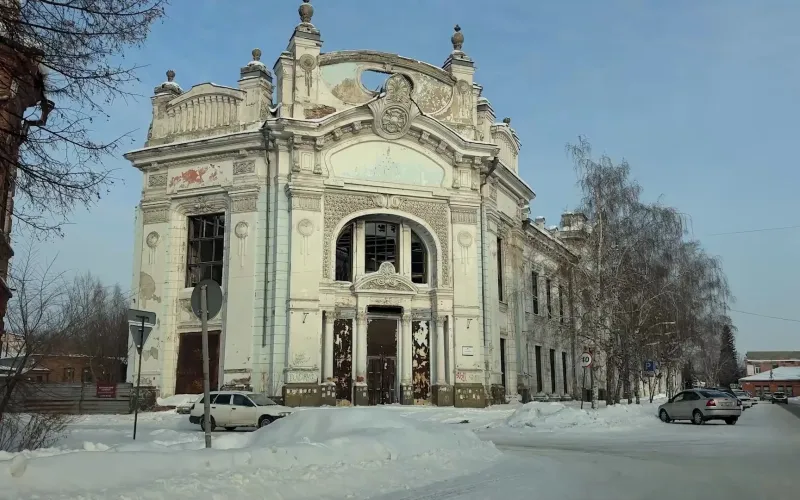 Дом за 1 рубль и ремонт на полмиллиарда: кто спасёт купеческий Бийск от разрушения?