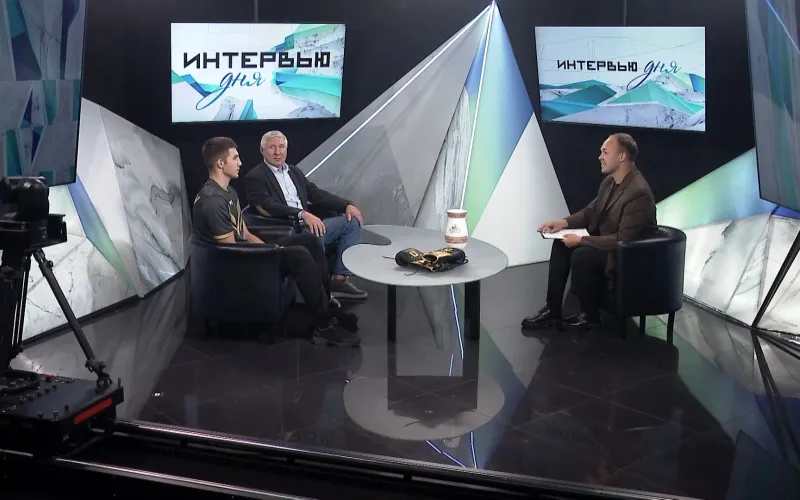 Артём Шульц и Дмитрий Морозов: как боксёр из Алтайского края покоряет профи-ринг